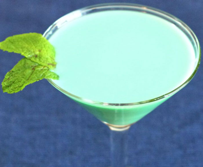 Cocktail Grasshopper trong các quán Bar sang trọng