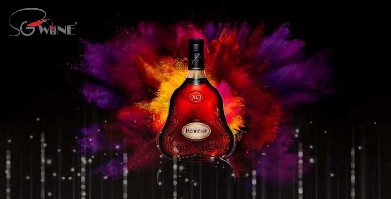 Rượu Hennessy XO phong cách Apple , rượu Cognac pháp ngon nhất thế giới được sản xuất tại vùng Cognac